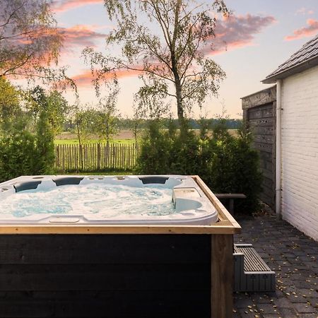 Bed&Breakfast de Zandhoef Eersel Exterior foto